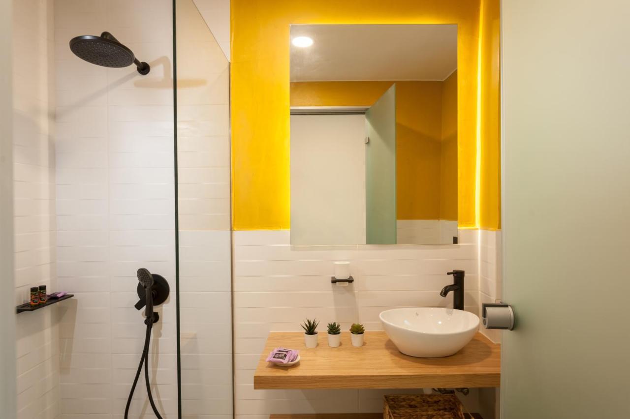Salty Colours Apartments Almirida Esterno foto