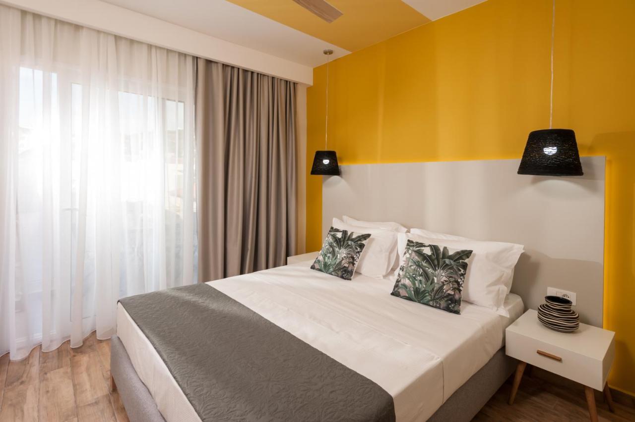 Salty Colours Apartments Almirida Esterno foto