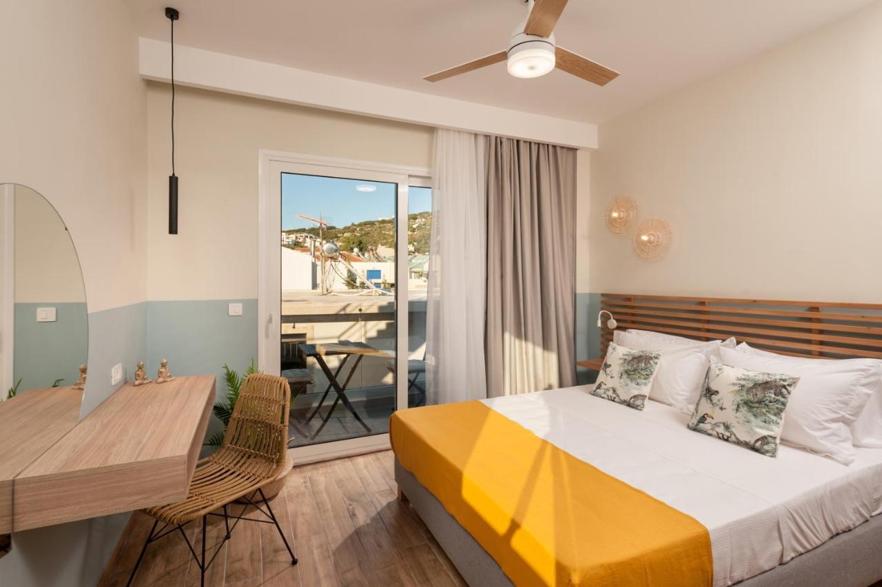 Salty Colours Apartments Almirida Esterno foto